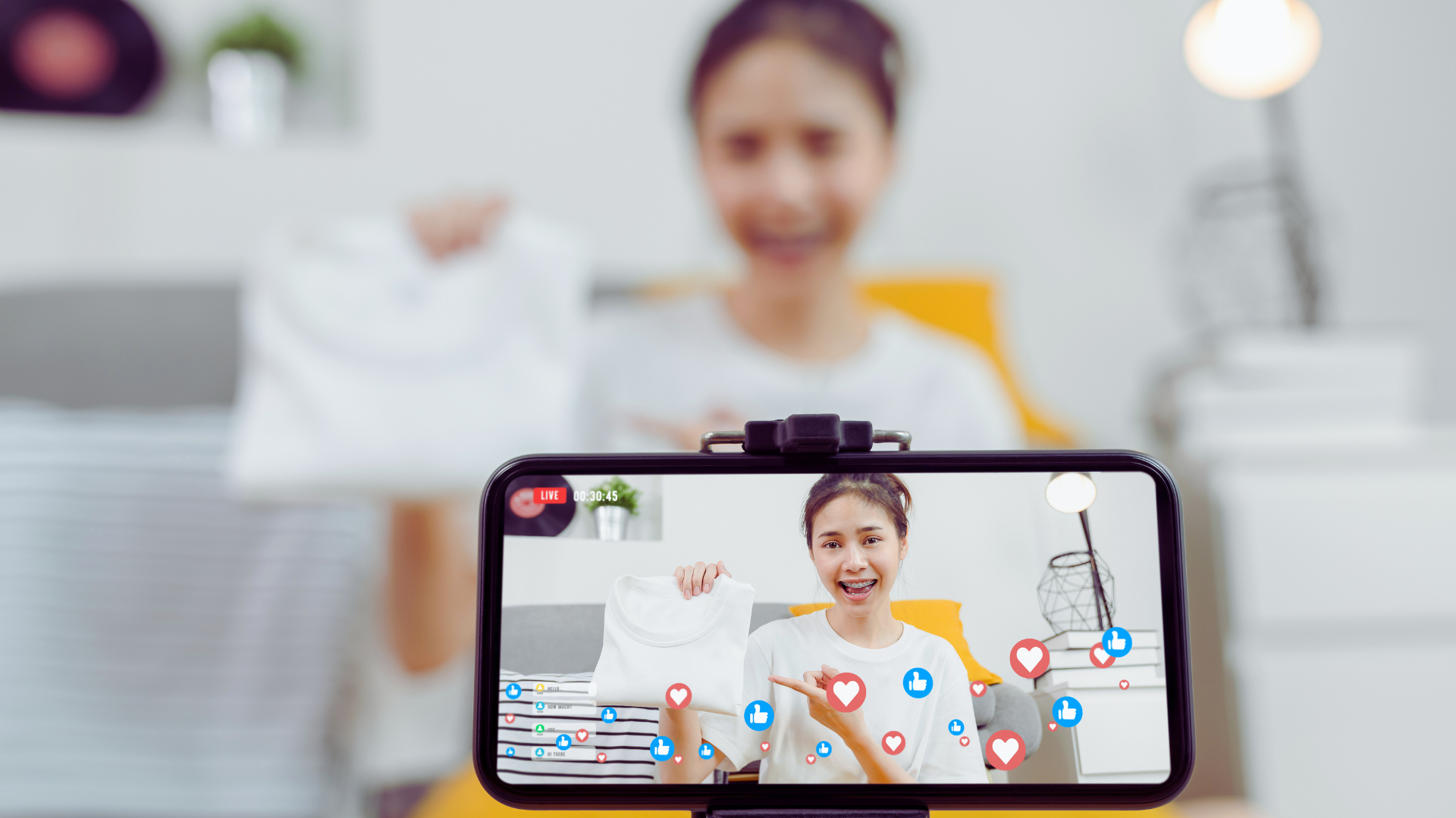 The Benefits of Live Streaming for Brands: Enhancing Engagement and Visibility